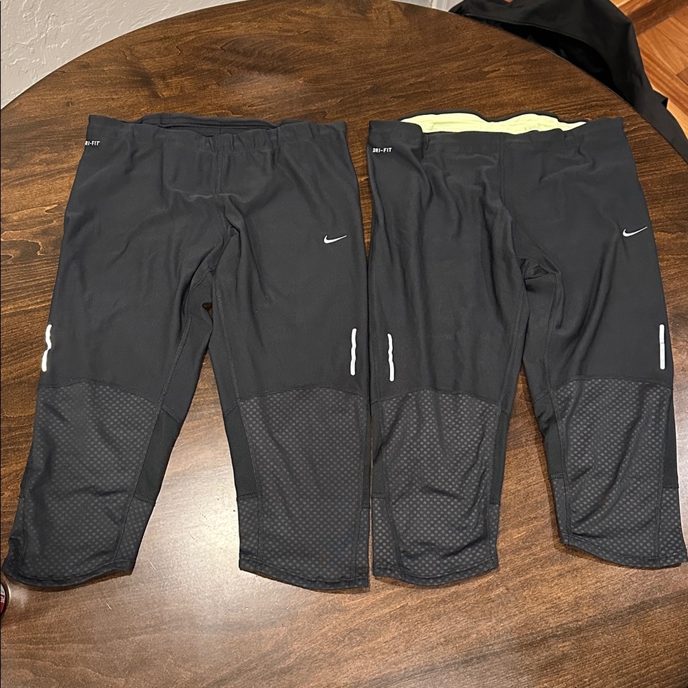 2 Nike Dri-Fit Knee Length Workout Leggings. Size Large